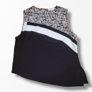NWT Calvin Klein Womens 0X Black And White Sleeveless Blouse